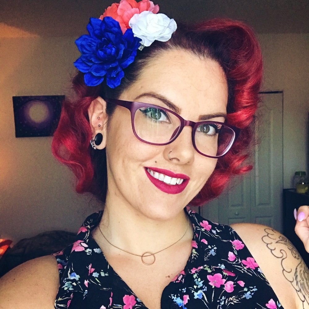 Meet your Posher, Lauren